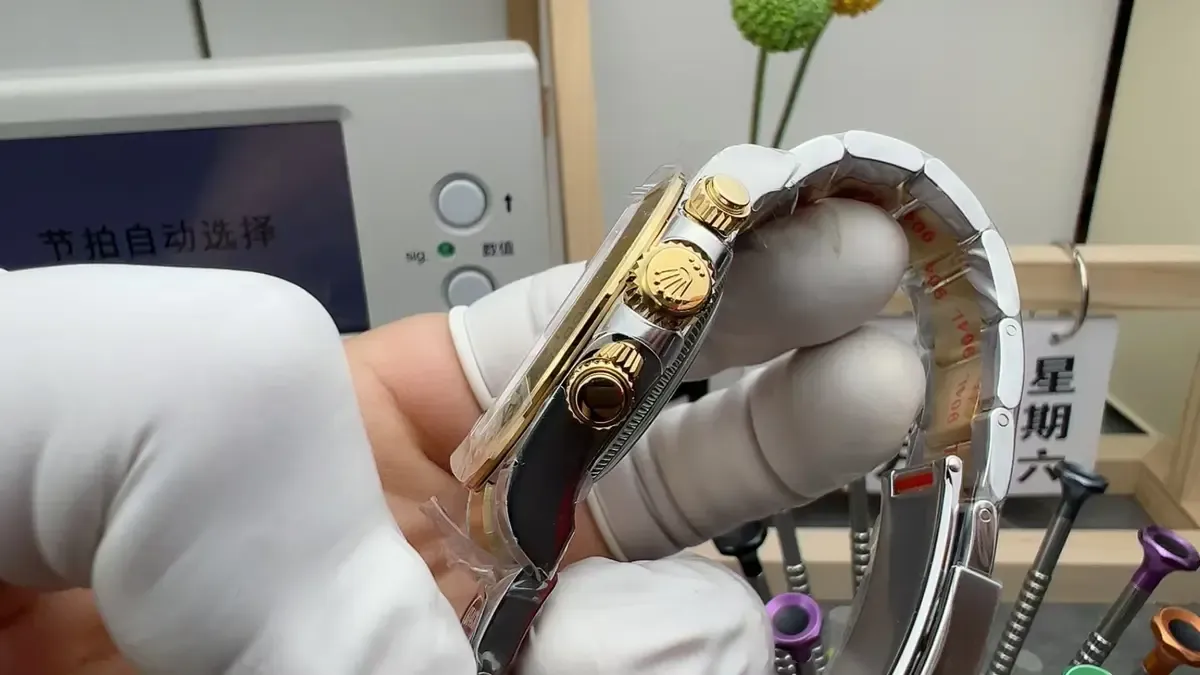 BT厂迪通拿升级版机芯拆解：真4130一体机，返修率低，走时稳