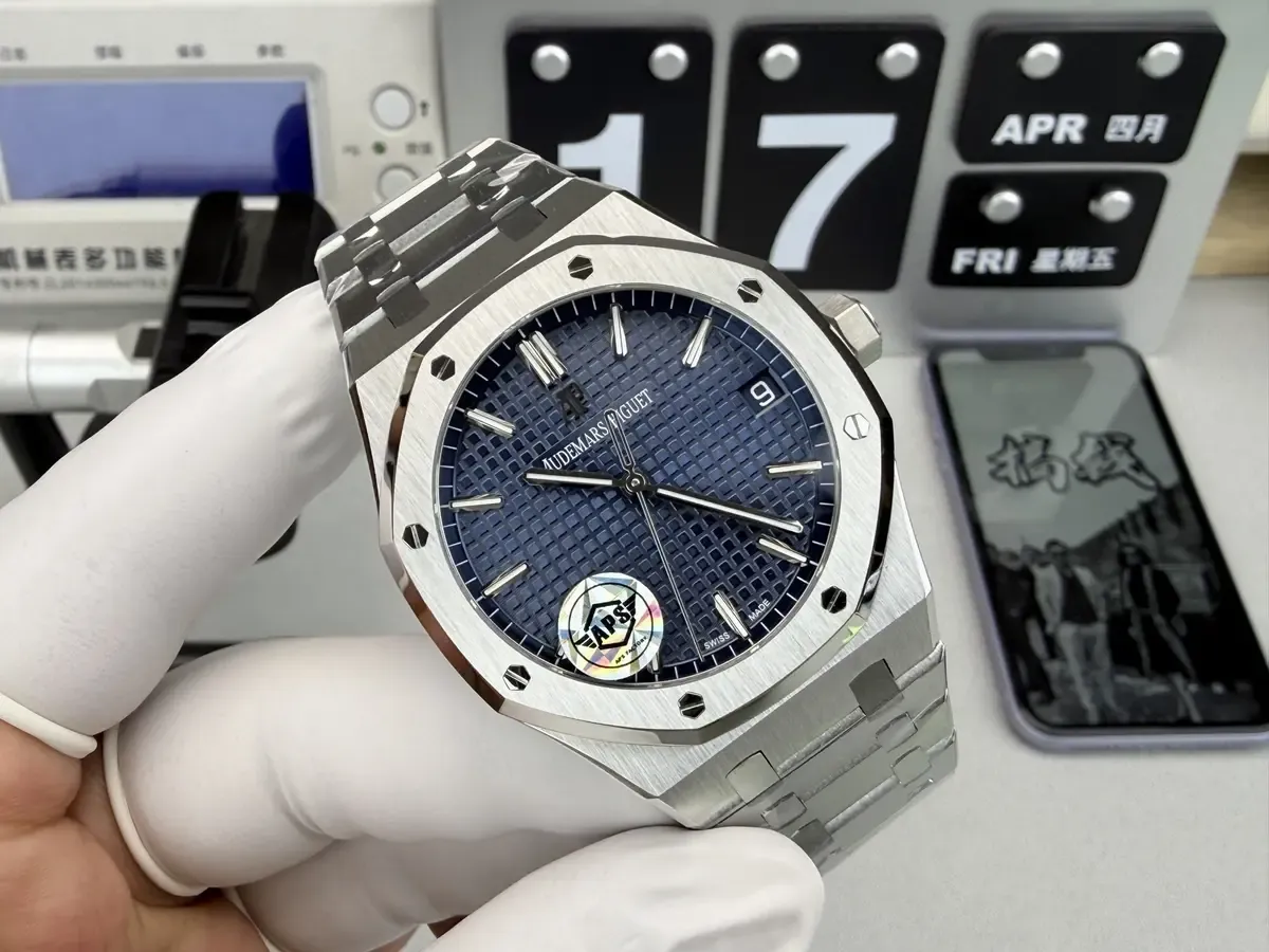 丹东4302一体机芯真能打？APS厂爱彼15500半个月实测报告