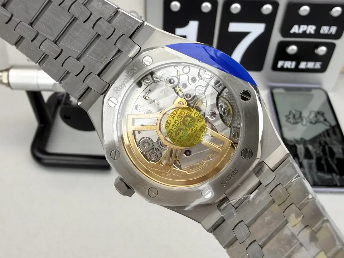 丹东4302一体机芯真能打？APS厂爱彼15500半个月实测报告