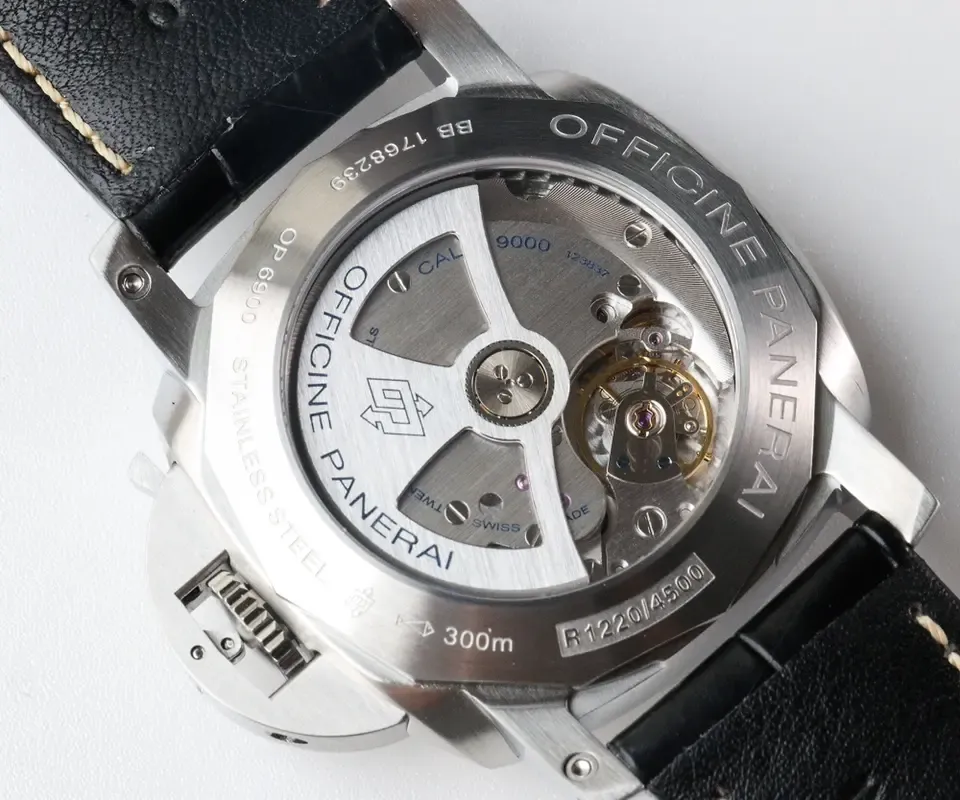 沛纳海复刻机芯天花板？VS厂P9000甲板工艺与摆轮位置完美还原