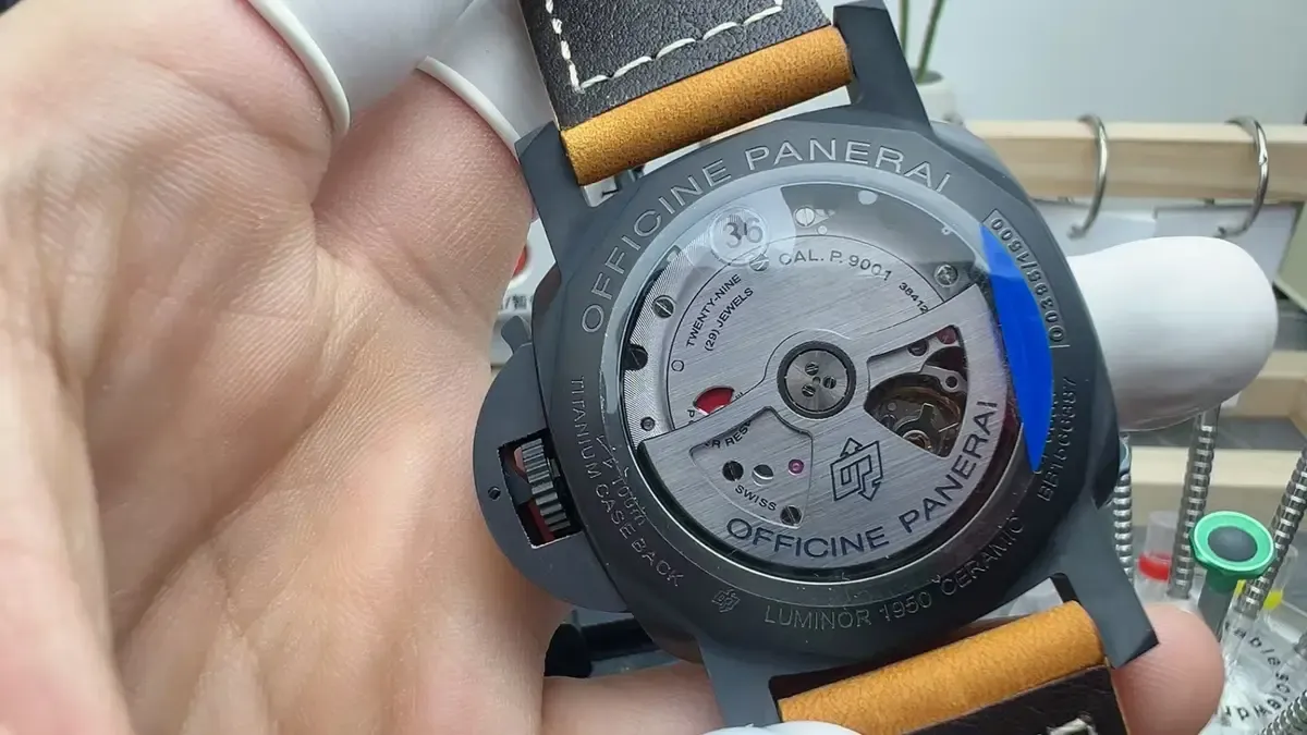 沛纳海复刻机芯天花板？VS厂P9000甲板工艺与摆轮位置完美还原