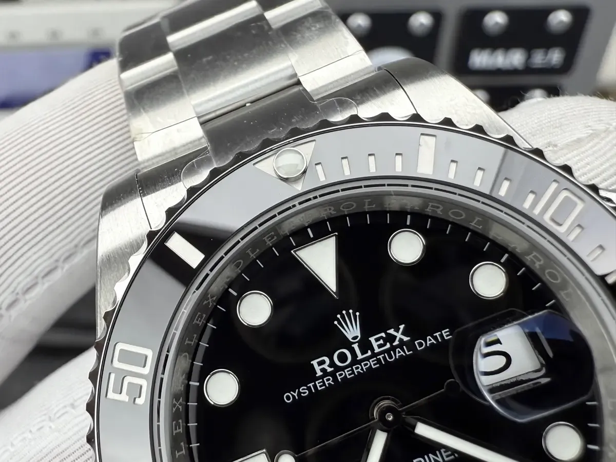 VS厂黑水鬼最新版深度评测：丹东3235机芯70小时动储