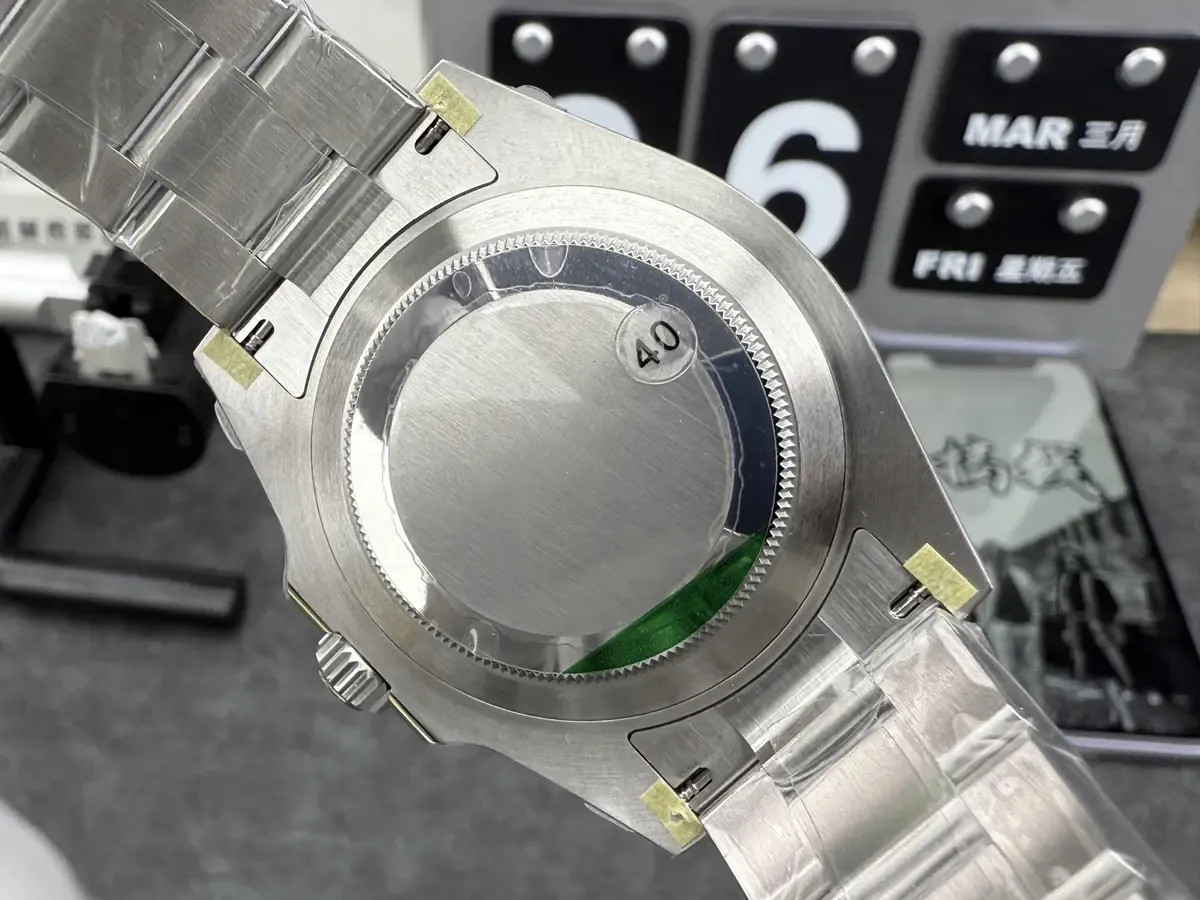 VS厂黑水鬼最新版深度评测：丹东3235机芯70小时动储