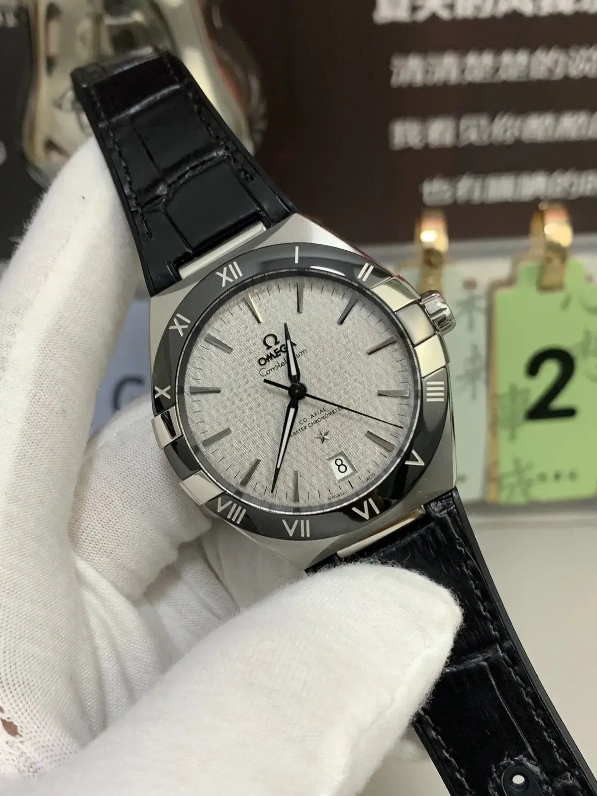 欧米茄星座复刻机芯哪家强？VS厂8900双发条盒+60小时动储解析