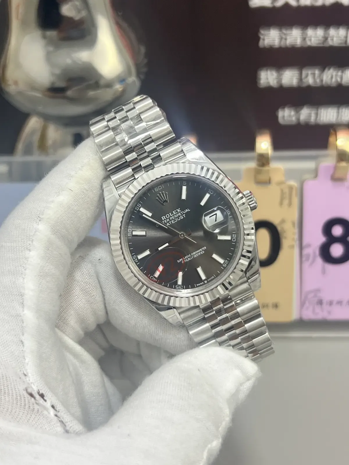 一眼看穿真假！VS厂日志丹东3235机芯对比原版避坑指南