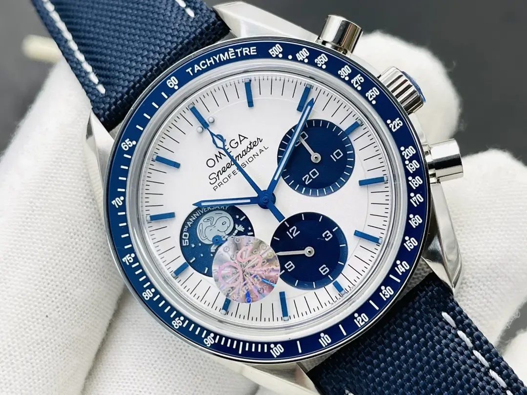 从史努比徽章到月球背面：OS厂超霸史努比款值不值得入？