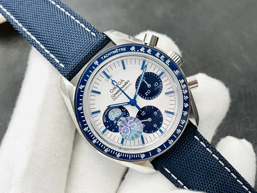 从史努比徽章到月球背面：OS厂超霸史努比款值不值得入？