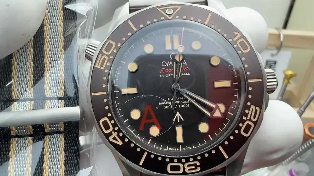 VS厂欧米茄无暇赴死深度评测：8806机芯+钛合金网状带