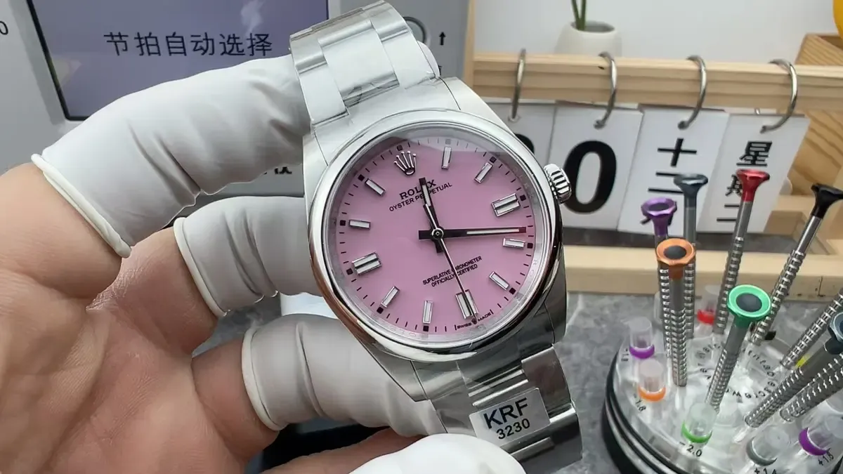 为什么懂表的人都买36mm？KRF蚝式恒动116000上手真相