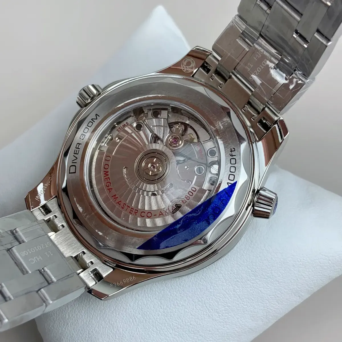 一体机芯加持：VS厂欧米茄海马300熊猫盘值得入手吗？