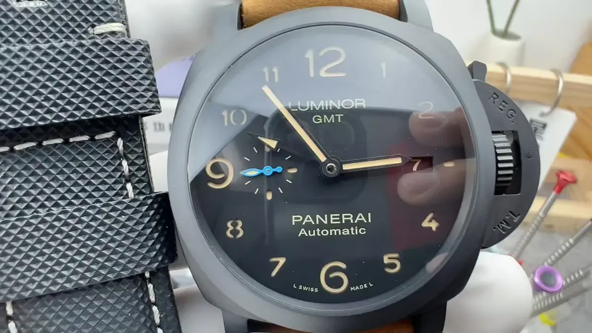 VS沛纳海PAM1441陶瓷深度评测：蓝色小秒针+全陶瓷壳有多毒？