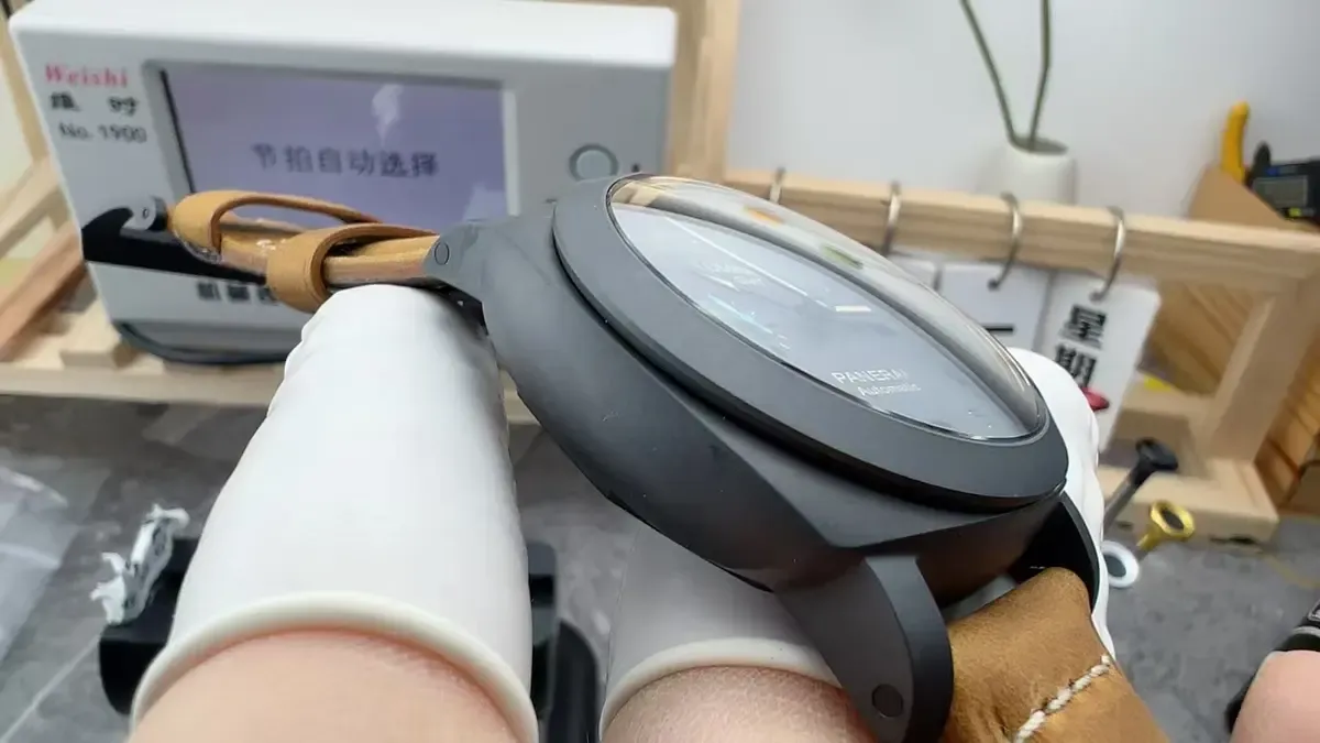 VS沛纳海PAM1441陶瓷深度评测：蓝色小秒针+全陶瓷壳有多毒？