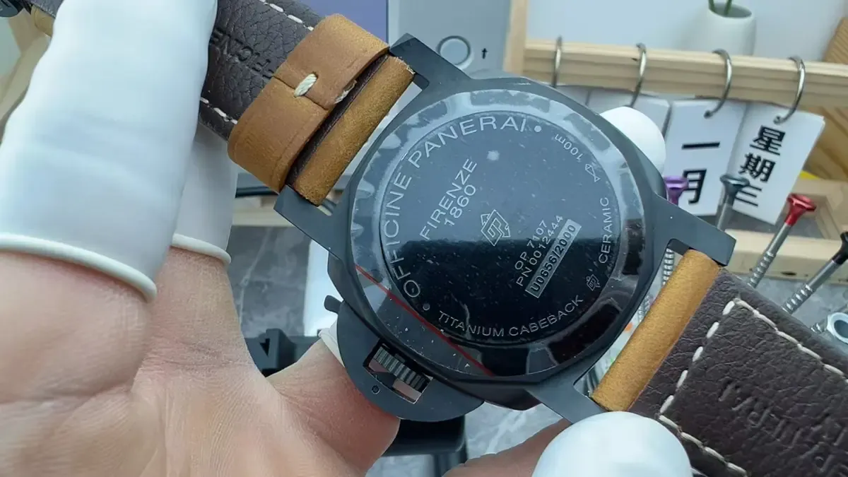 VS沛纳海PAM1441陶瓷深度评测：蓝色小秒针+全陶瓷壳有多毒？