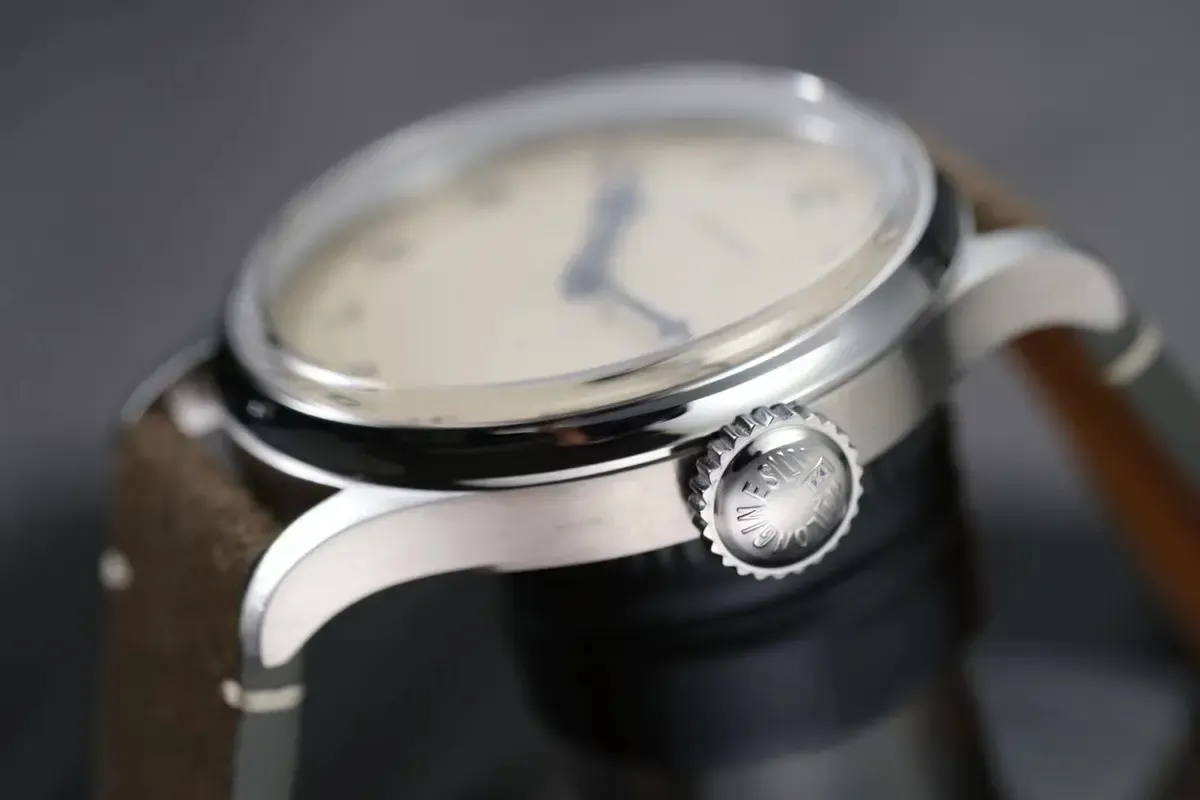 从飞翼沙漏到椭圆背盖：JA厂浪琴小雀斑做工能否以假乱真？