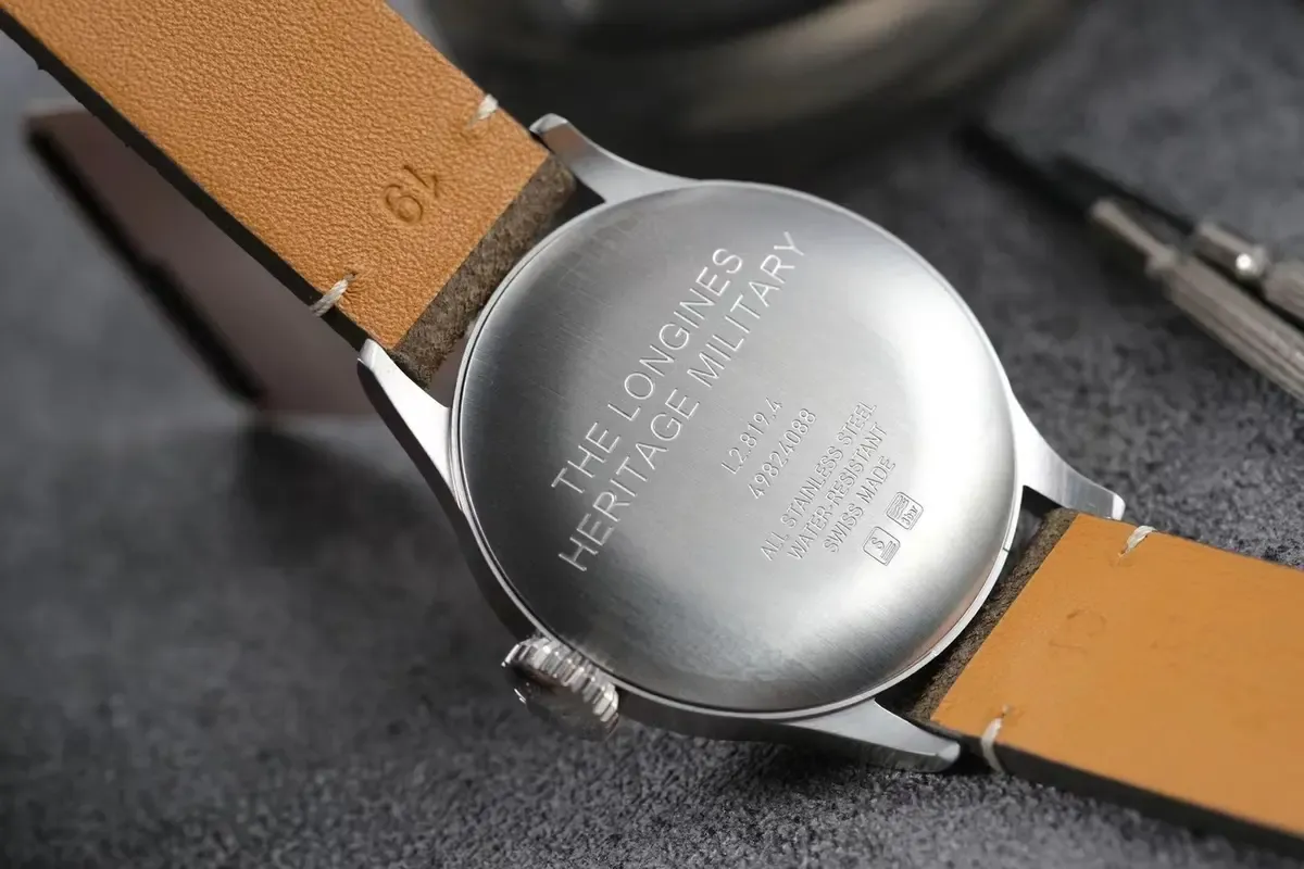 从飞翼沙漏到椭圆背盖：JA厂浪琴小雀斑做工能否以假乱真？