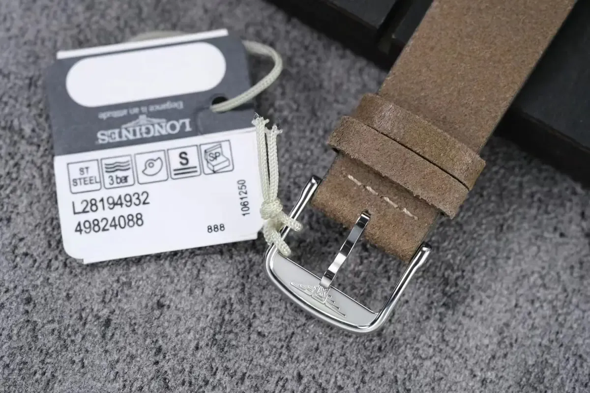 从飞翼沙漏到椭圆背盖：JA厂浪琴小雀斑做工能否以假乱真？