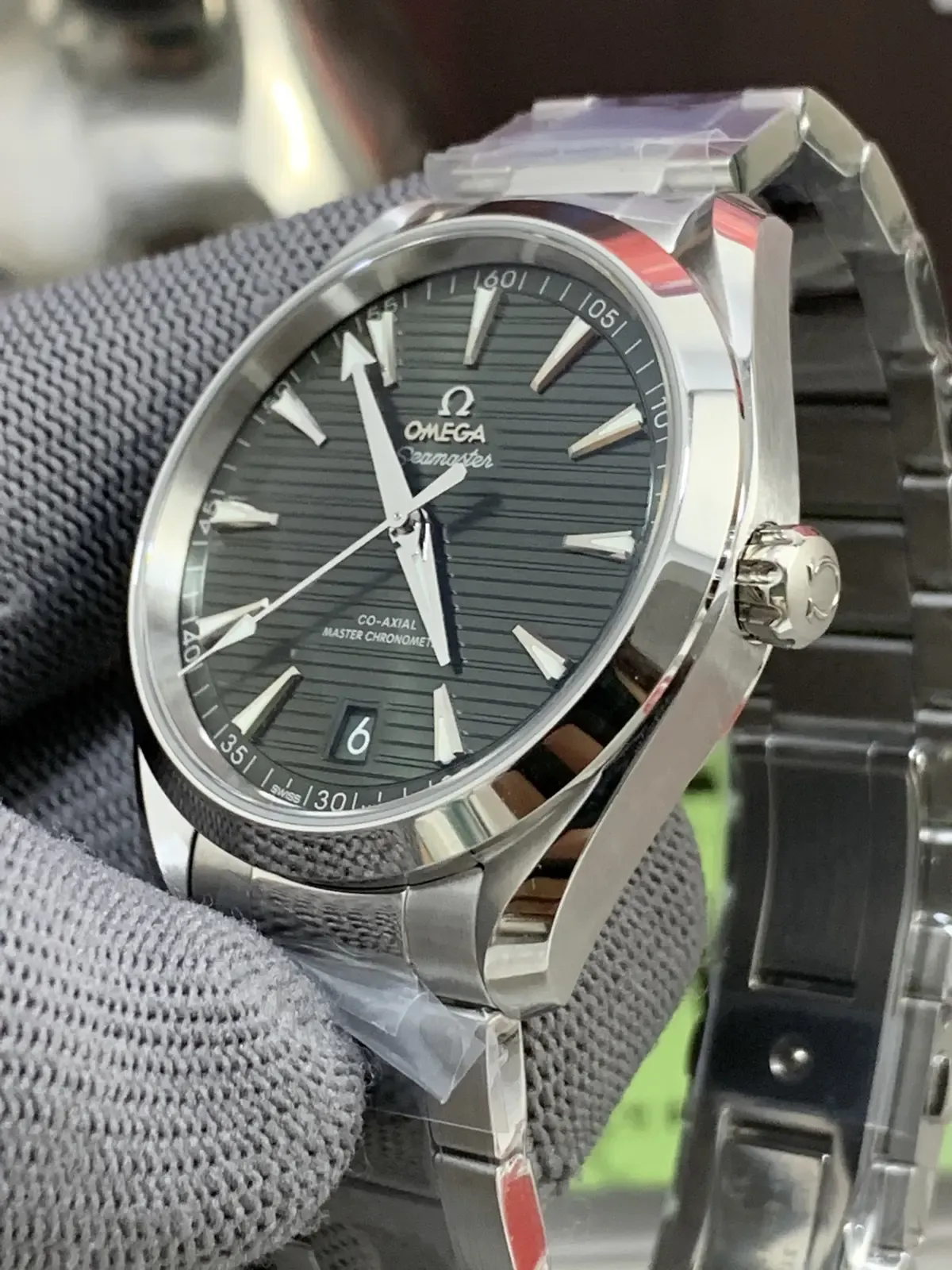 VS厂海马150柚木绿真假对比：8900机芯细节深度解析