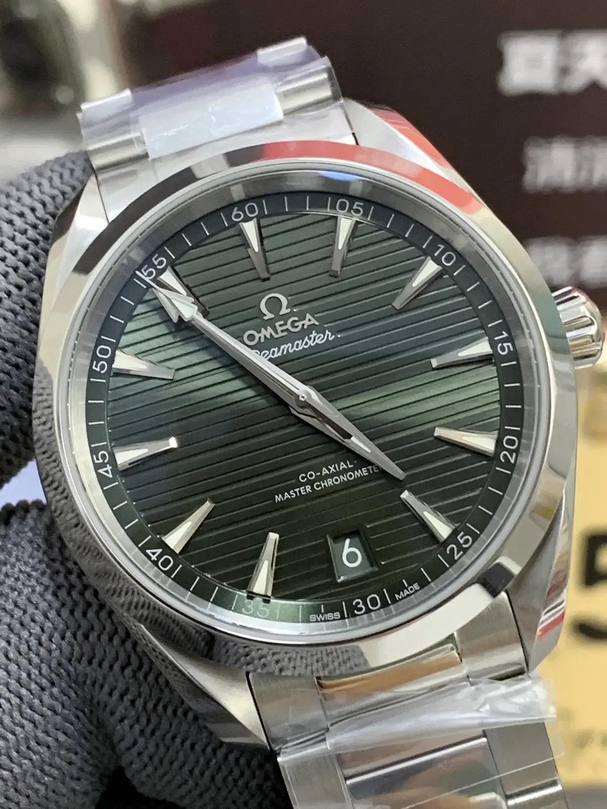 VS厂海马150柚木绿真假对比：8900机芯细节深度解析