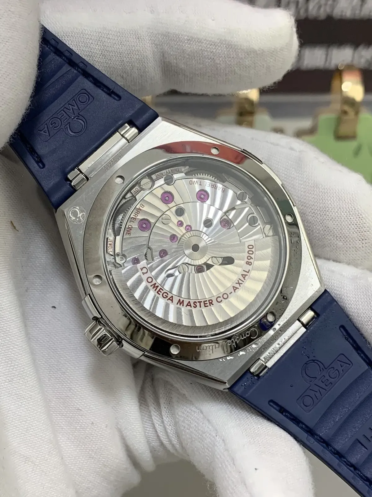 从外观到机芯：VS厂欧米茄星座做工能否以假乱真？