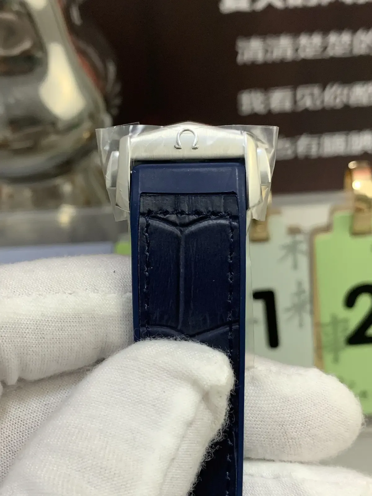 从外观到机芯：VS厂欧米茄星座做工能否以假乱真？