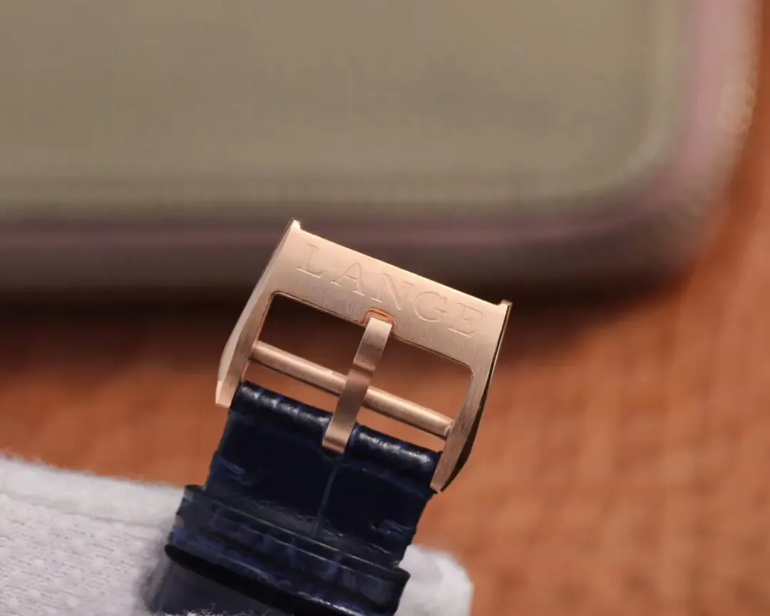 正装表的新选择：SV厂朗格Saxonia星空腕表真实上手评测