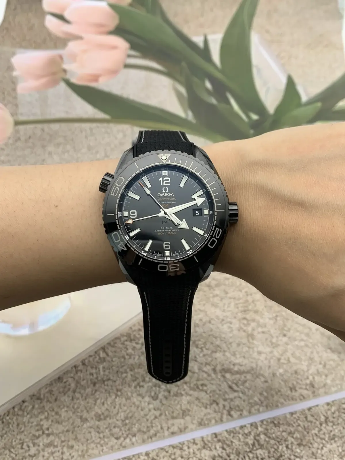 VS厂深海之黑45.5mm全黑陶瓷佩戴体验，告别一眼假