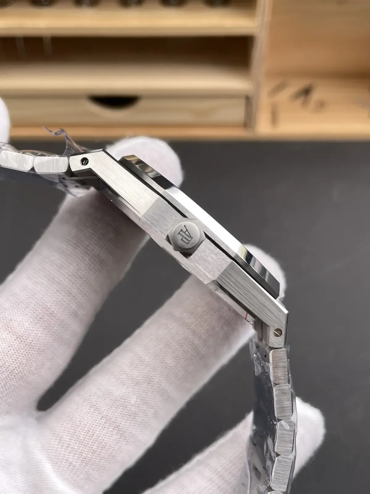 APS厂爱彼15400哪个厂最好？细节实拍对比正品