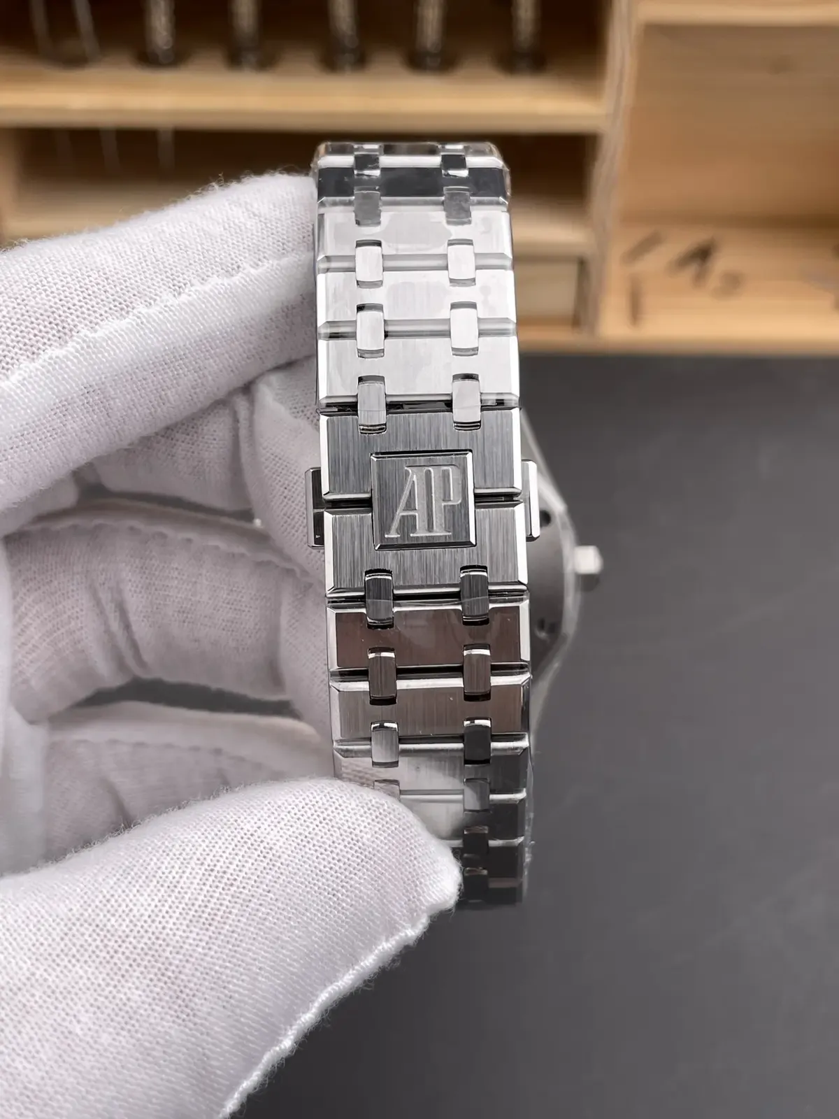 APS厂爱彼15400哪个厂最好？细节实拍对比正品