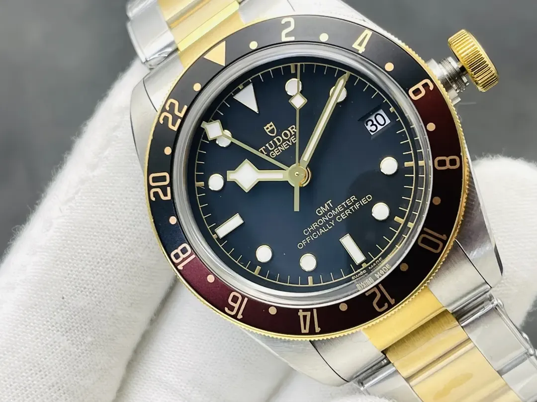 ZF厂帝舵沙士圈复刻表值得买吗？41mm间金碧湾深度测评