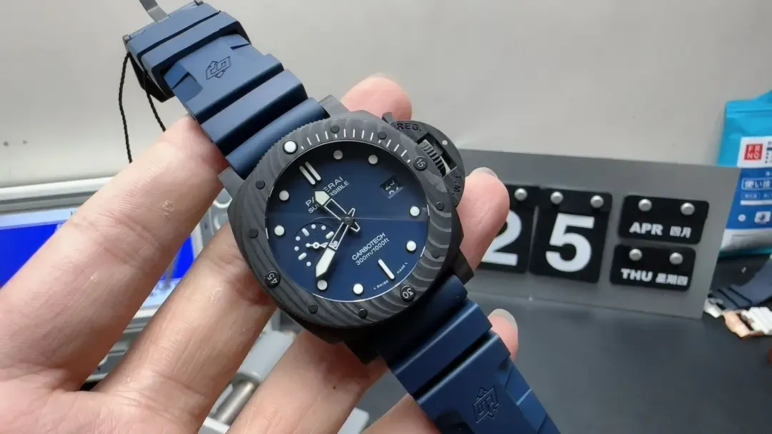 VS厂沛纳海PAM01232评测：碳纤维表壳+47mm，硬汉腕表