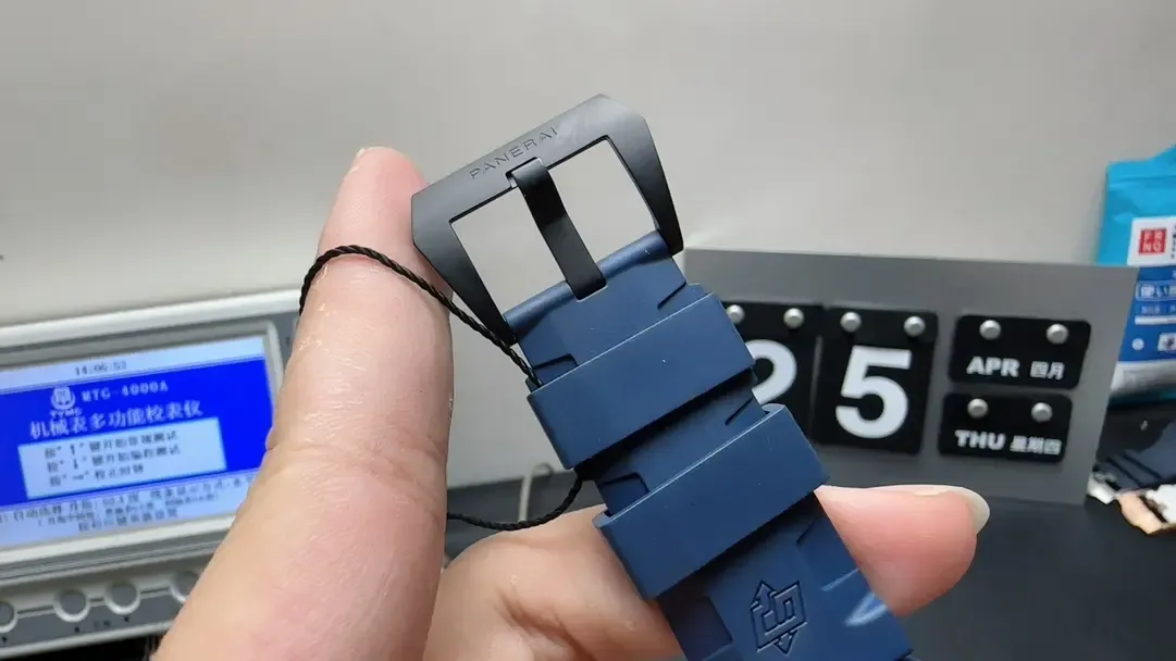 VS厂沛纳海PAM01232评测：碳纤维表壳+47mm，硬汉腕表