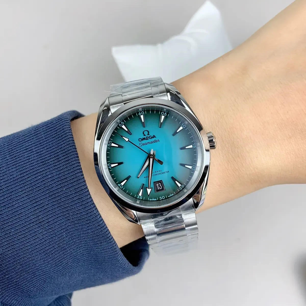 欧米茄海马150复刻怎么选？VS厂海马渐变绿松石深度解析