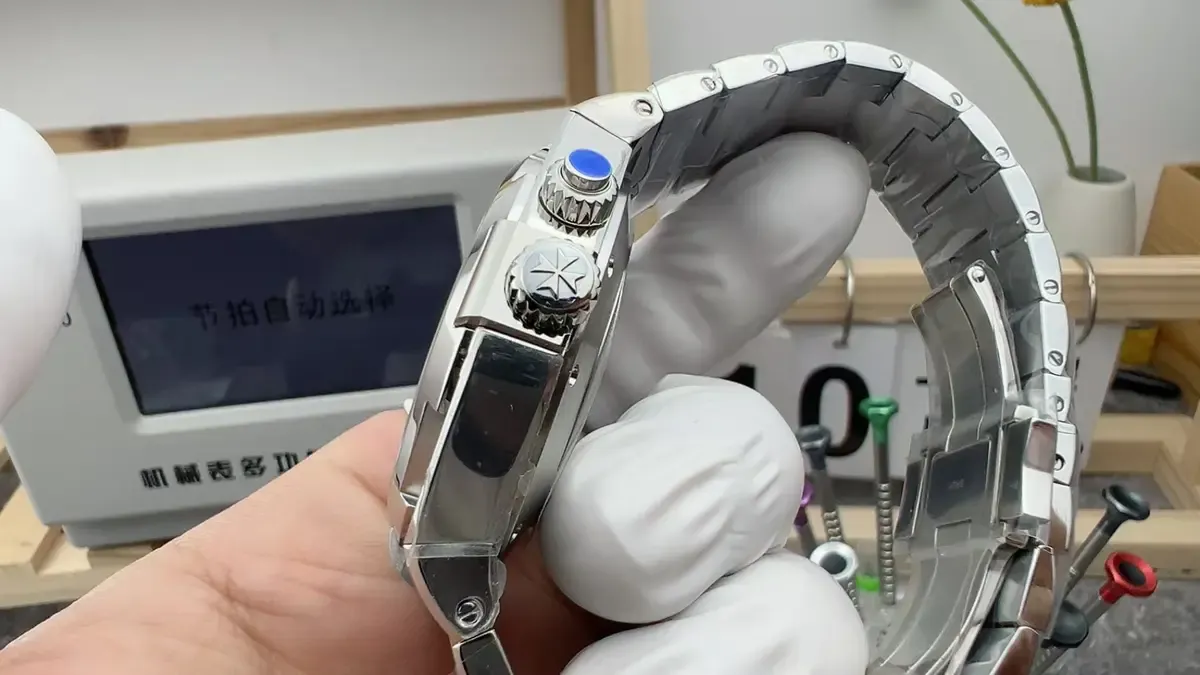 TWA厂江诗丹顿纵横四海47450评测：动力储存+双时区全功能还原