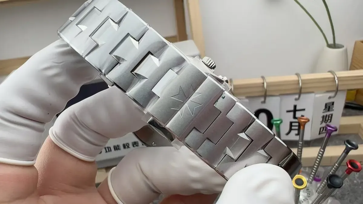 TWA厂江诗丹顿纵横四海47450评测：动力储存+双时区全功能还原