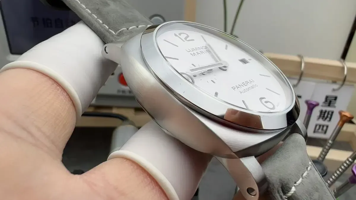 VS厂沛纳海1314开箱：从壳型到机芯，日常佩戴无压力