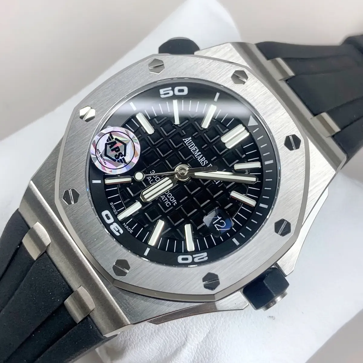 APS厂爱彼15710值得买吗？质量、相似度、性价比全方位解析