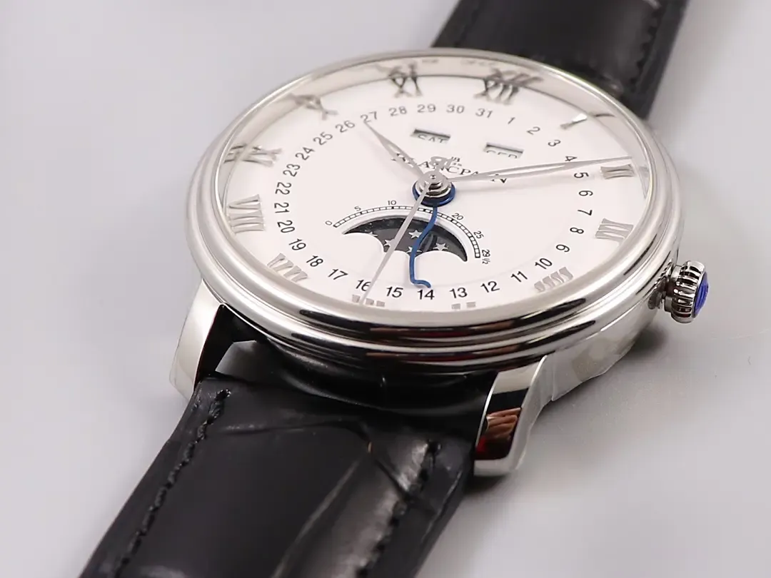 OM厂宝珀6654月相评测：全历功能+月相，正装表天花板？