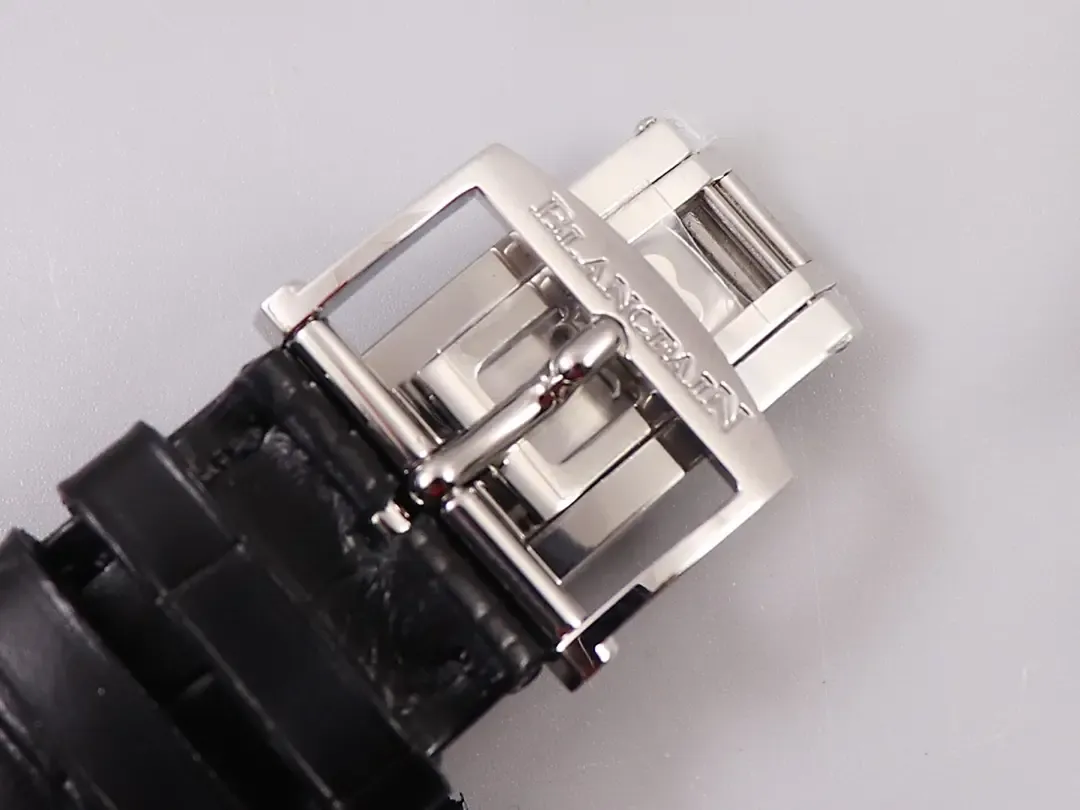 OM厂宝珀6654月相评测：全历功能+月相，正装表天花板？