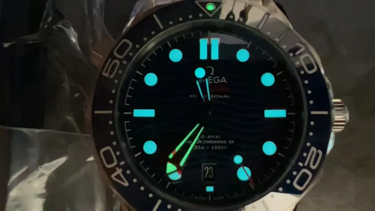 8800机芯返修率低？VS厂欧米茄海马300使用三年实测