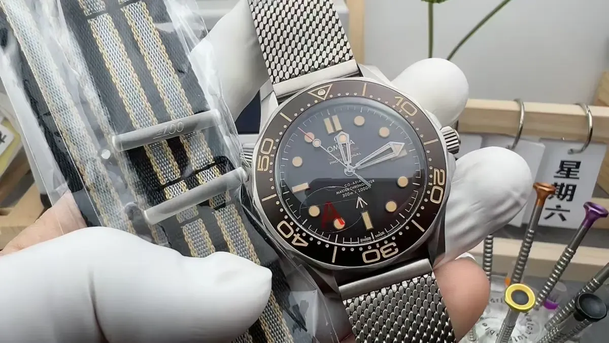 钛金属表壳有多轻？VS厂无暇赴死 V4版上手实测