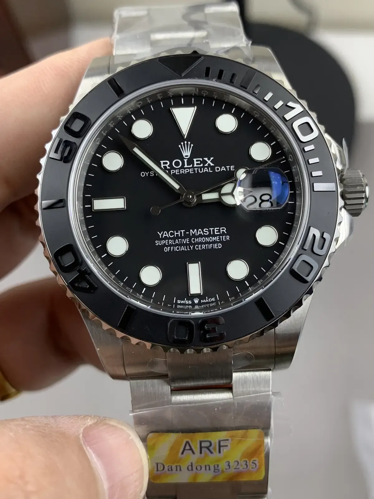 轻量化腕表新选择：C厂钛合金游艇226627入手价值解析