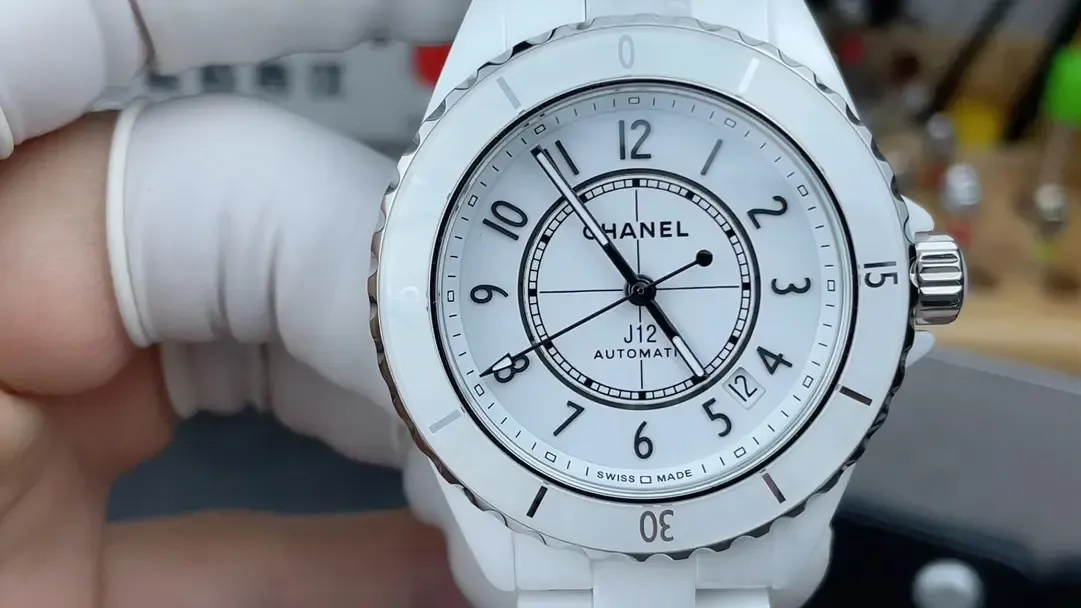 BV厂香奈儿J12最新版，盘面细节还原度分析