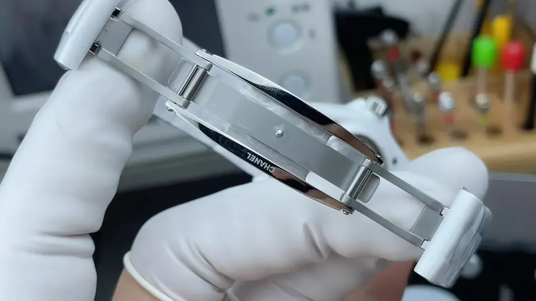 BV厂香奈儿J12最新版，盘面细节还原度分析