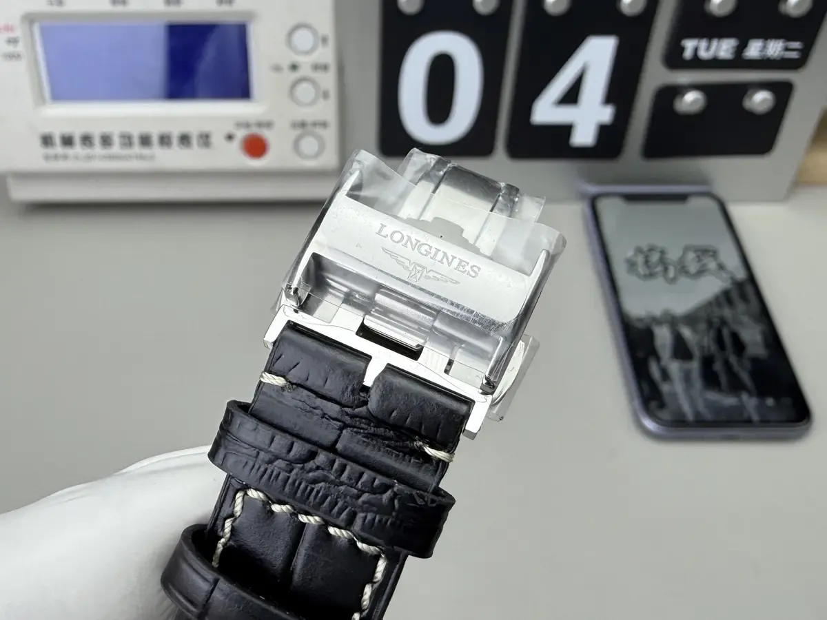 花正品零头价买复刻，AF厂浪琴四针月相值不值？