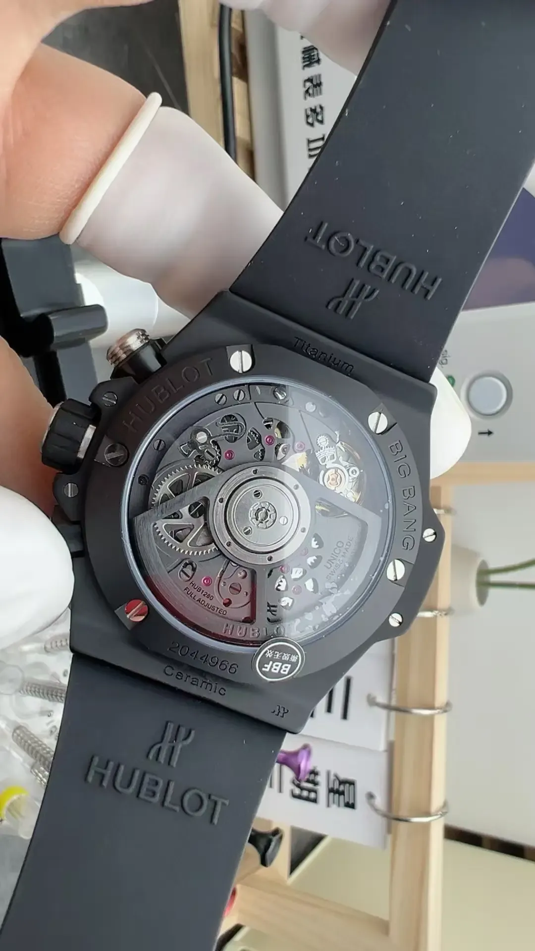 BBF厂宇舶大爆炸深度评测：黑色陶瓷+H形钛螺丝