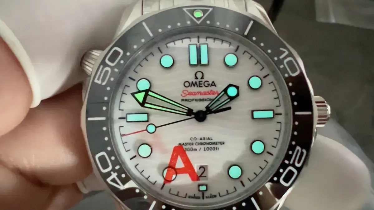 VS厂海马300系列8800一体机芯值不值得入？拆解一次说清