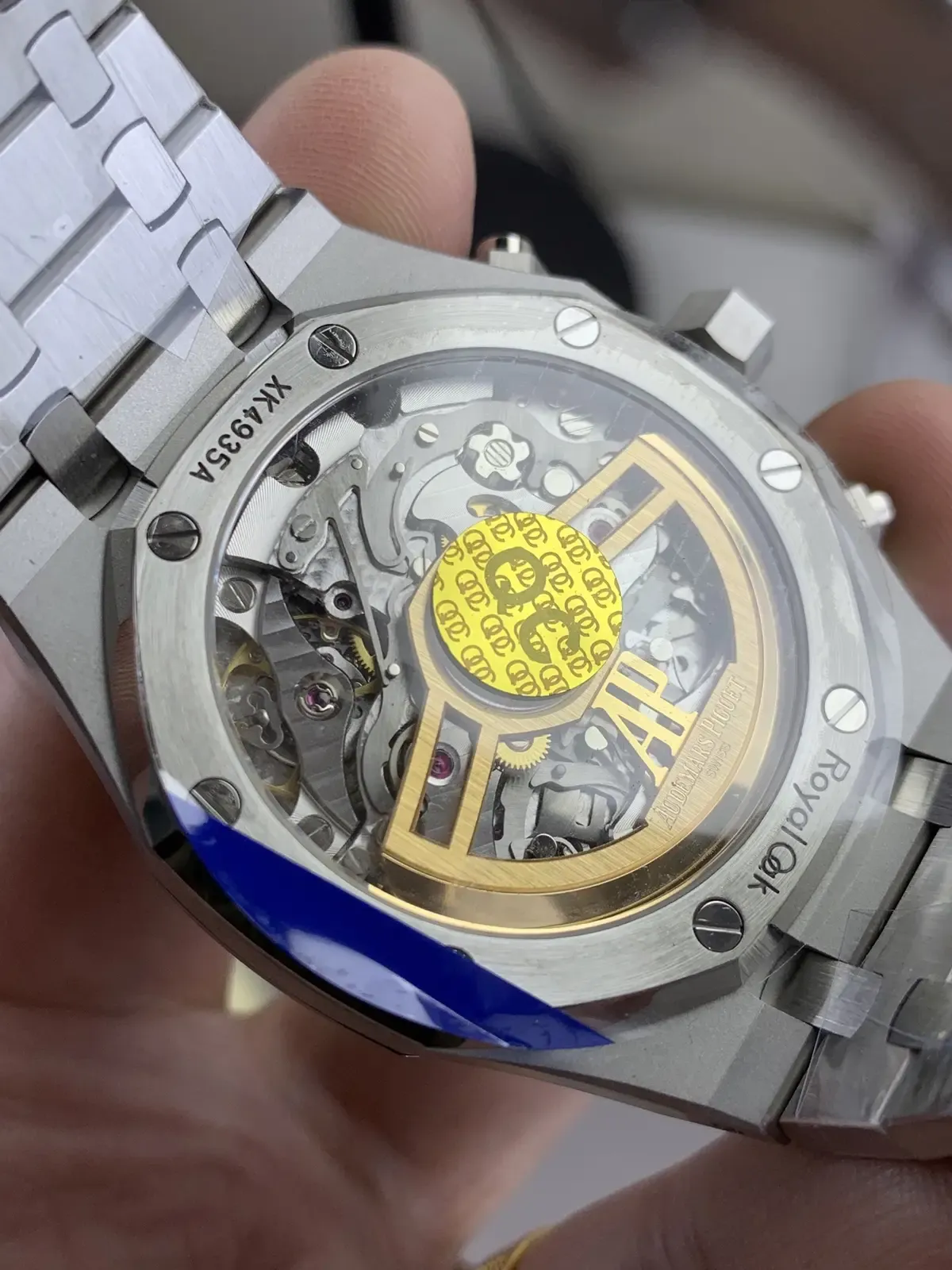 APS厂爱彼26240值不值得入？从飞返计时到佩戴体验一次说清