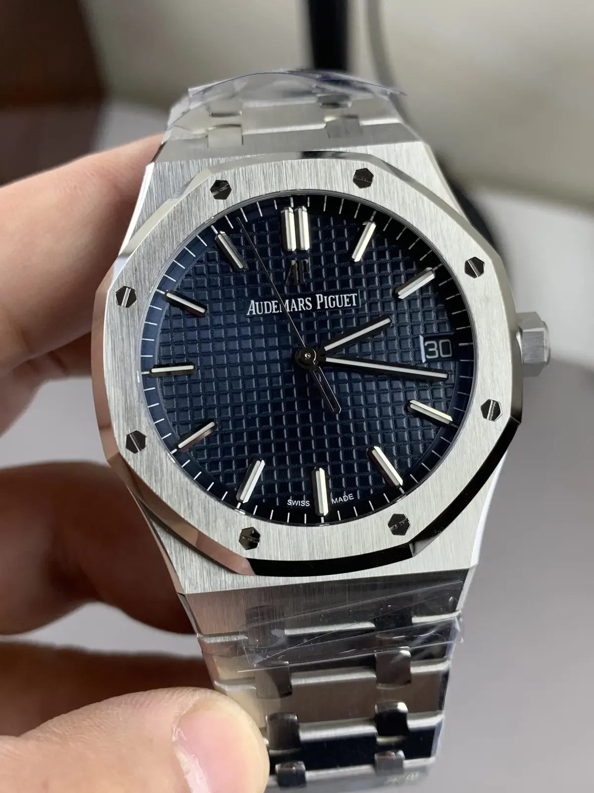 VS厂爱彼15500蓝盘深度上手：对比APS、ZF，谁更值得买？