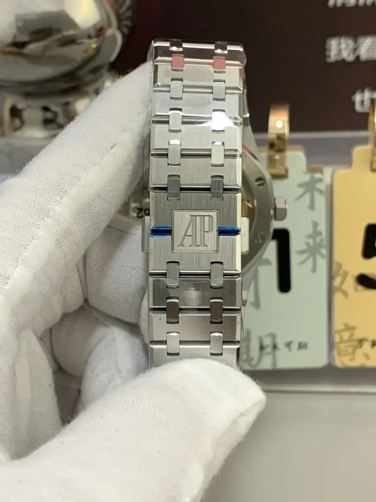 VS厂爱彼15500蓝盘深度上手：对比APS、ZF，谁更值得买？