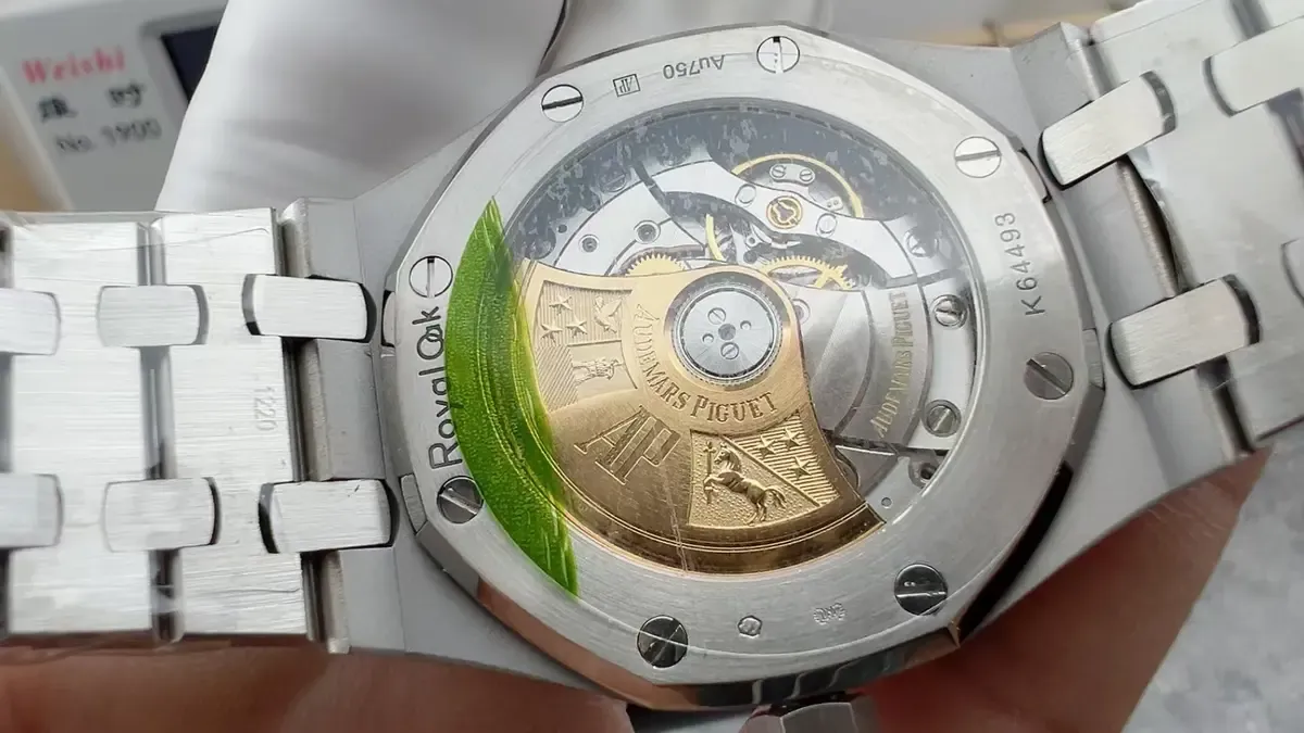 APS厂爱彼霜金15450与原版对比：外观、机芯还原度有多少？